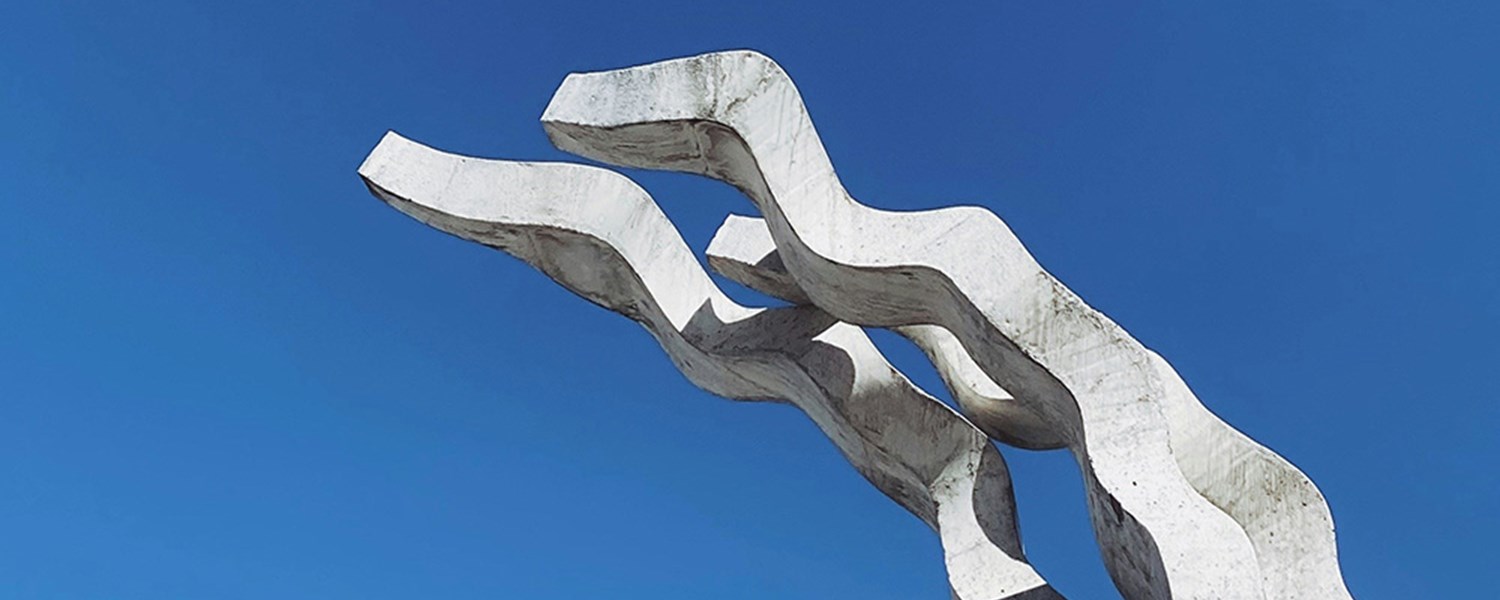 In Review P90j8ufh38w Unsplash